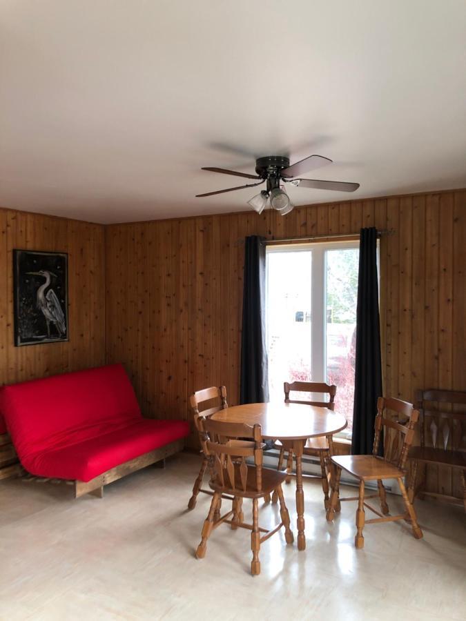 Chalets Les Chanterelles De Forillon L'Anse-au-Griffon Eksteriør bilde