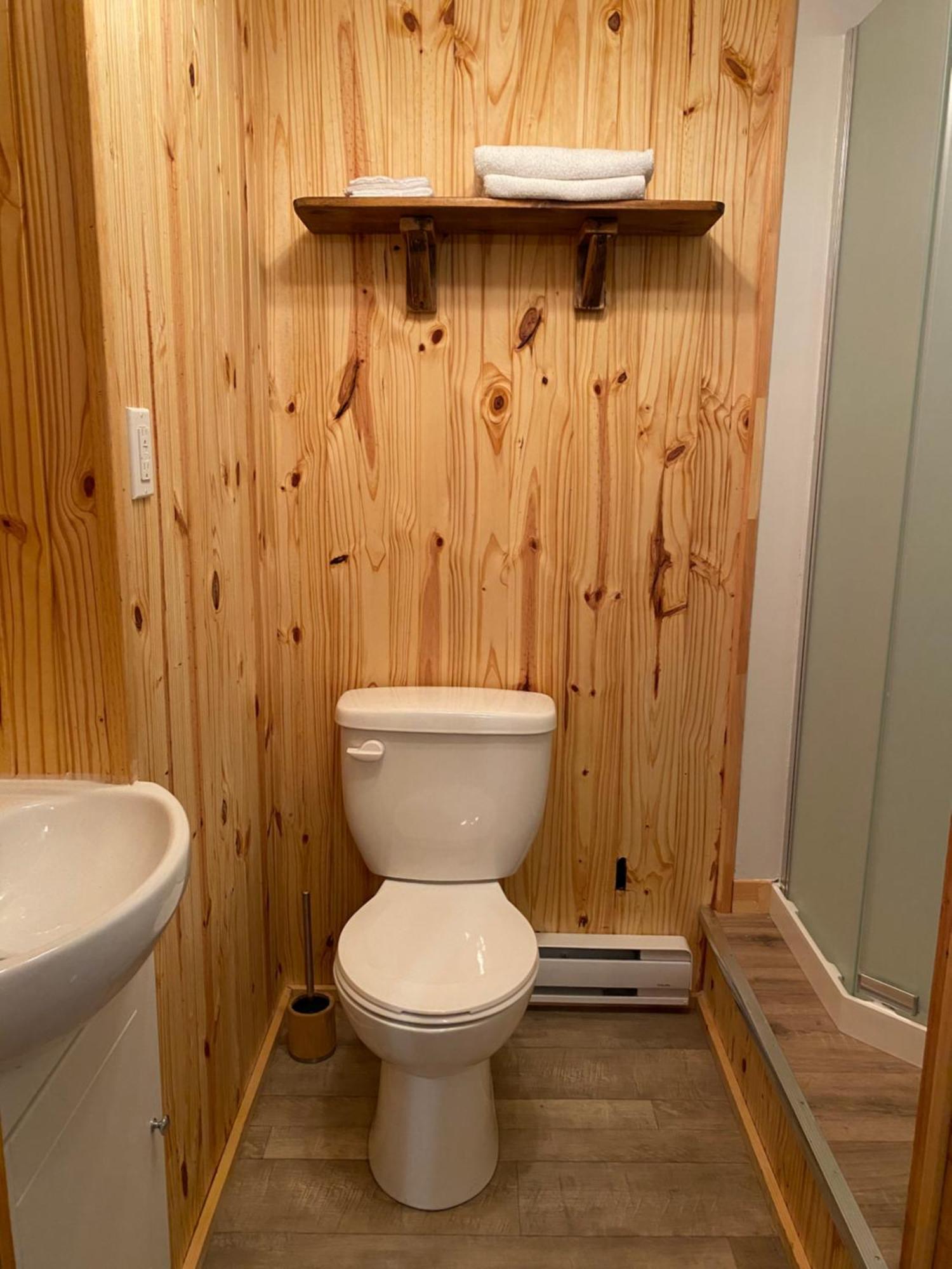 Chalets Les Chanterelles De Forillon L'Anse-au-Griffon Eksteriør bilde